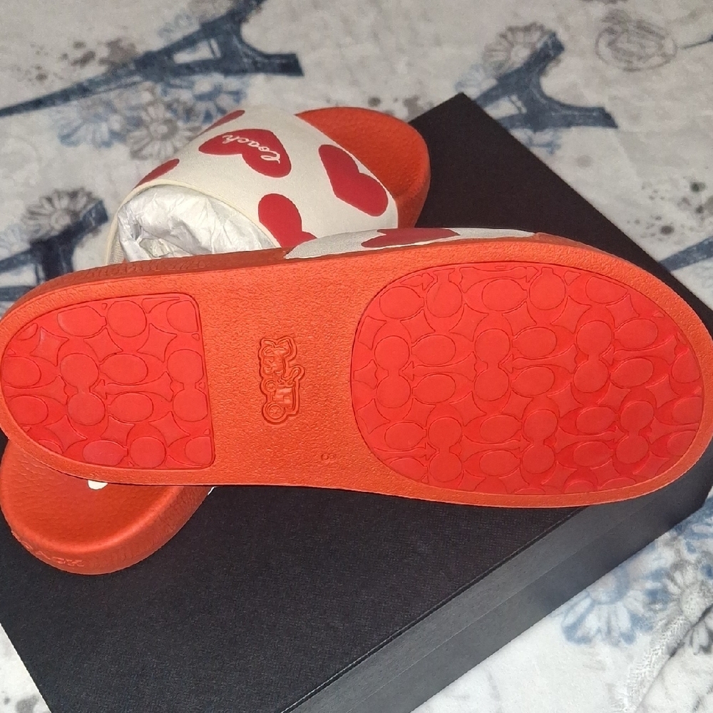 Coach Red and White Heart Slides - Picture 5 of 9